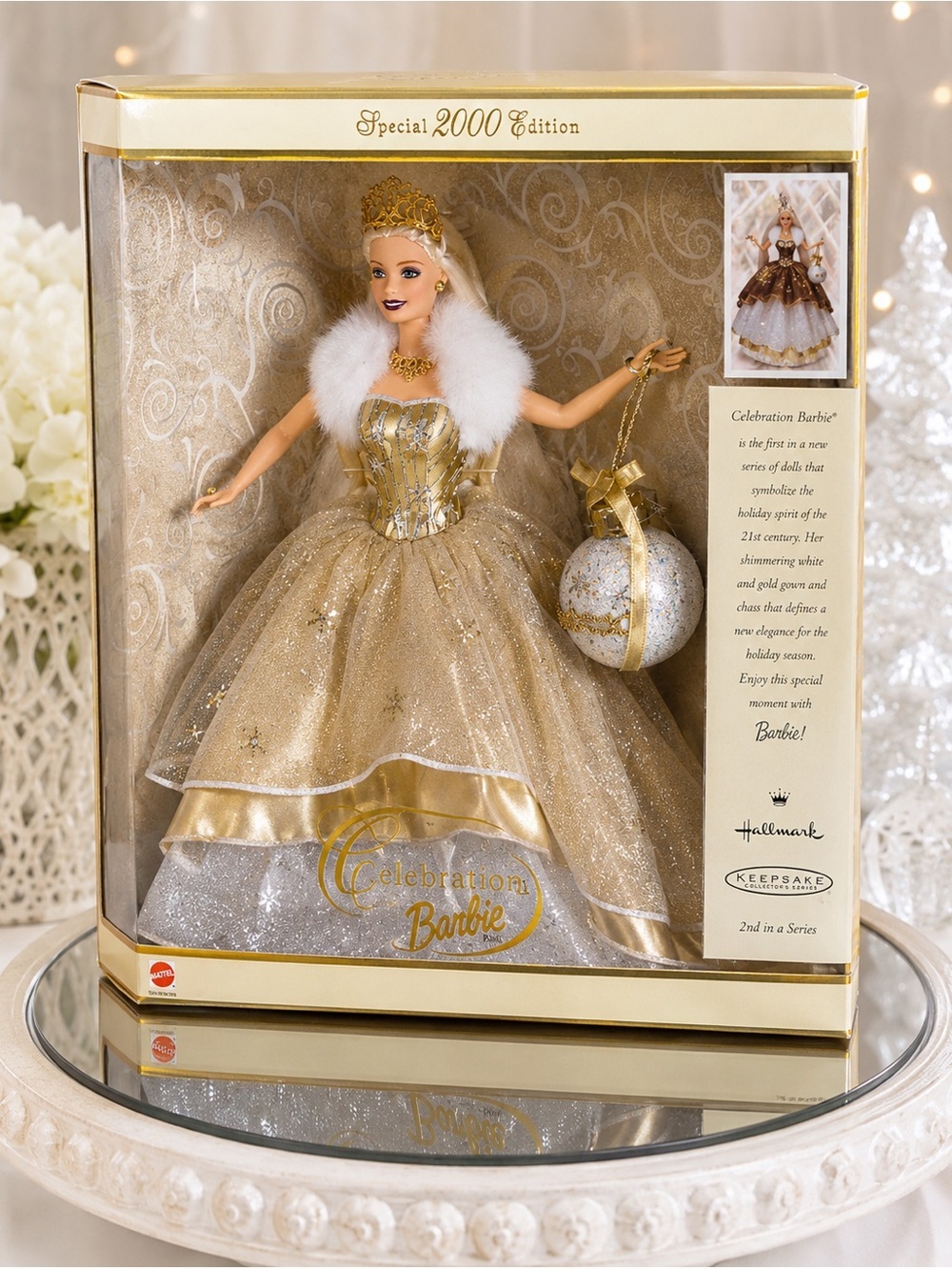 Mattel Gold Sparkle Holiday Barbie Doll 2000